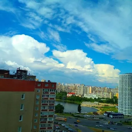 Уютная Квартира Метро Харьковская 3 Мин, Паспорт-Сервис, Аэропорт Борисполь Kyiv Exterior photo