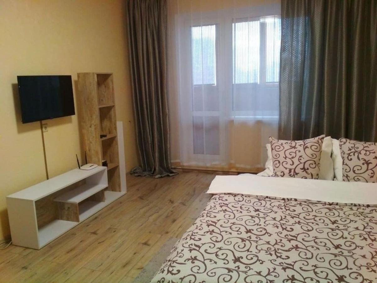 уютная метро харьковская 3 мин, паспорт-сервис, аэропорт борисполь Apartment